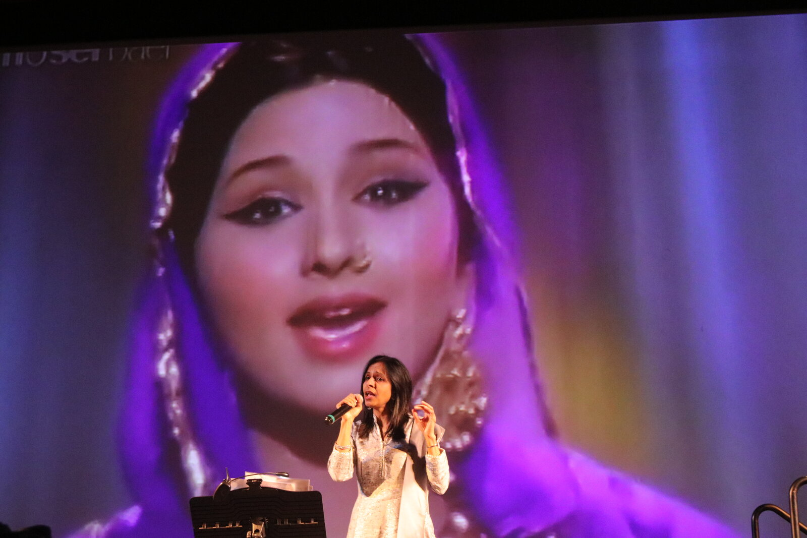 Bollywood Gala 2020 performance photo