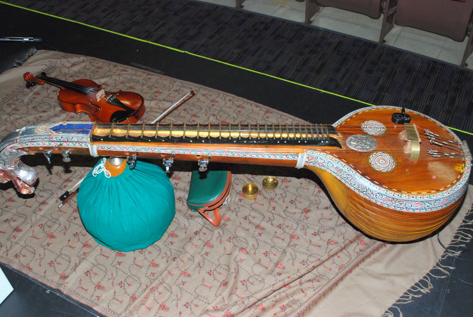 A sitar, close up