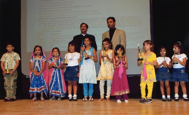 Yukta Garg New Talent Award recipients with their trophies at the 2009 ceremony.