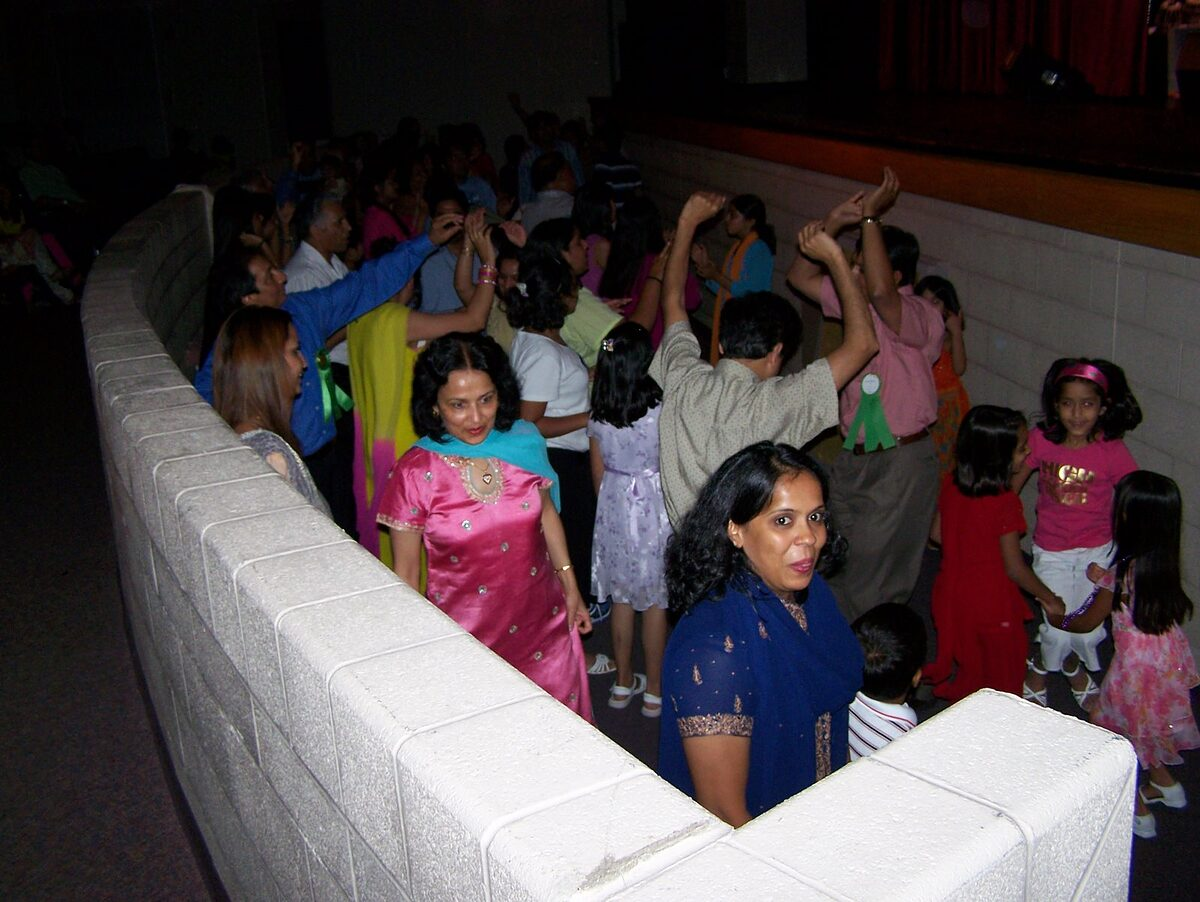 Even the youngest concertgoers joined the dancing.