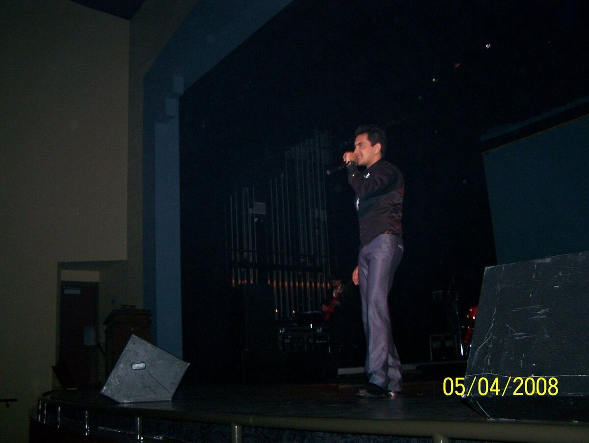 Udit Narayan on stage with his band.